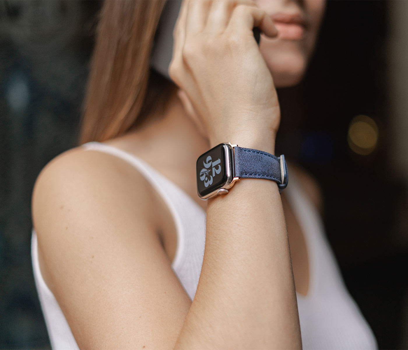 https://www.meridioband.com/wp-content/uploads/2021/06/Recycled-Blue-cotton-apple-watch-band-for-her-summer-mood.jpg
